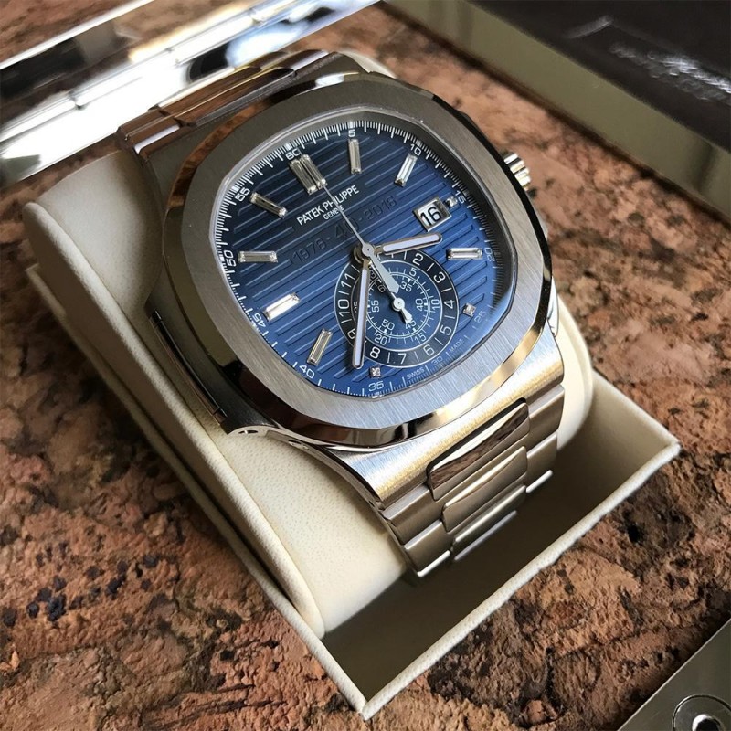 Patek Philippe Nautilus 5976 1G 5976 1G 001 Patek Philippe Nautilus