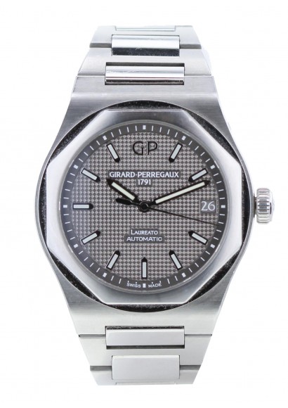 Girard Perregaux Laureato 81010.11.231.11A