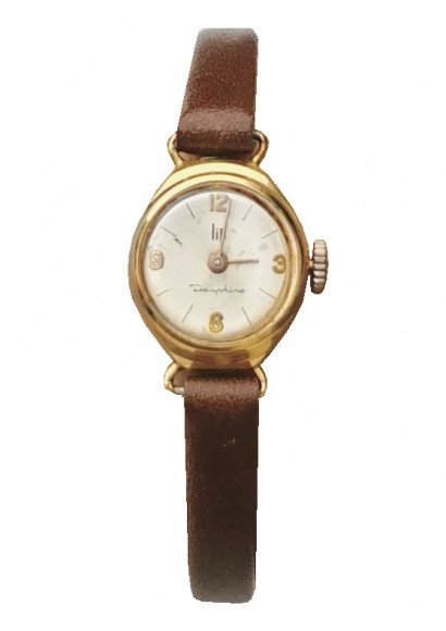  Dauphine Vintage Lady