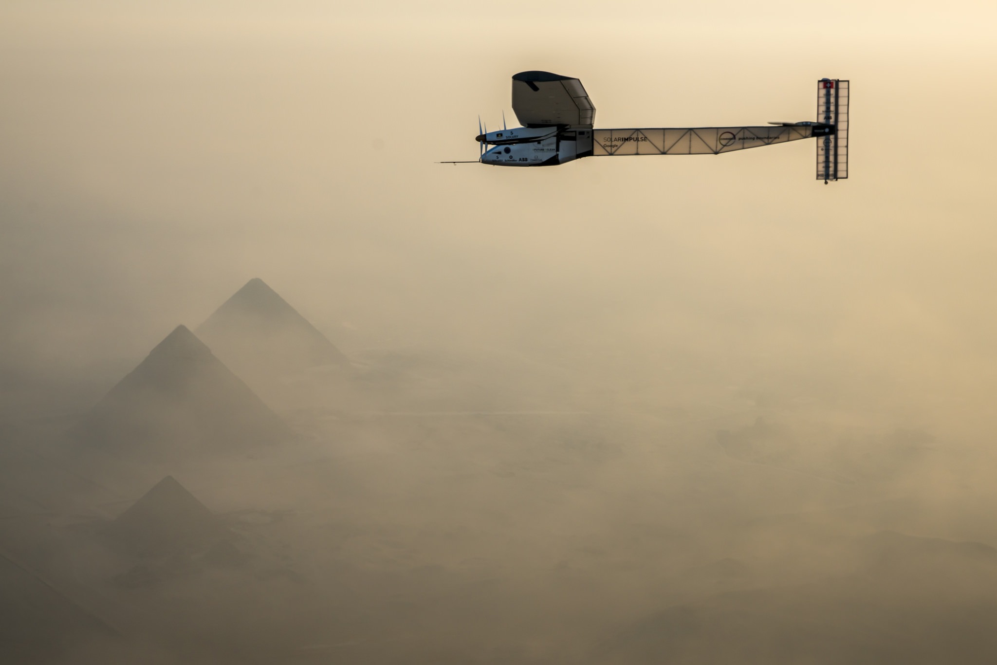 Piramides Egypte Solar Impulse 2